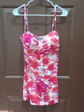 Tommy Bahama Pink and Coral Floral Tankini Top